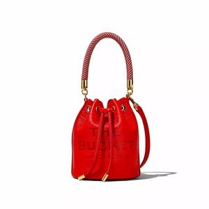 MARC JACOBS Leather Bucket Bag NWT In Original Packaging